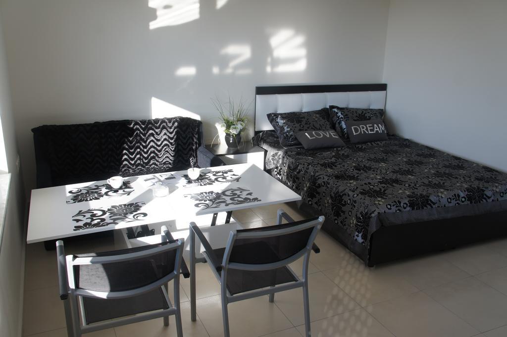 Sea View Studio In Orion Garden Apartment Avsallar Ruang foto