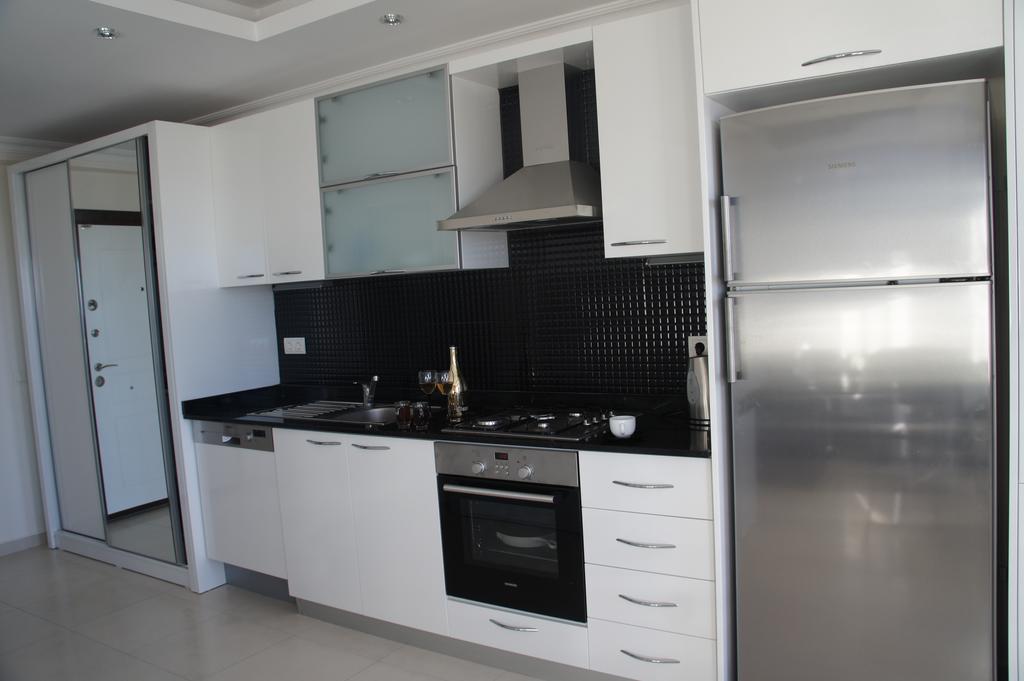 Sea View Studio In Orion Garden Apartment Avsallar Ruang foto