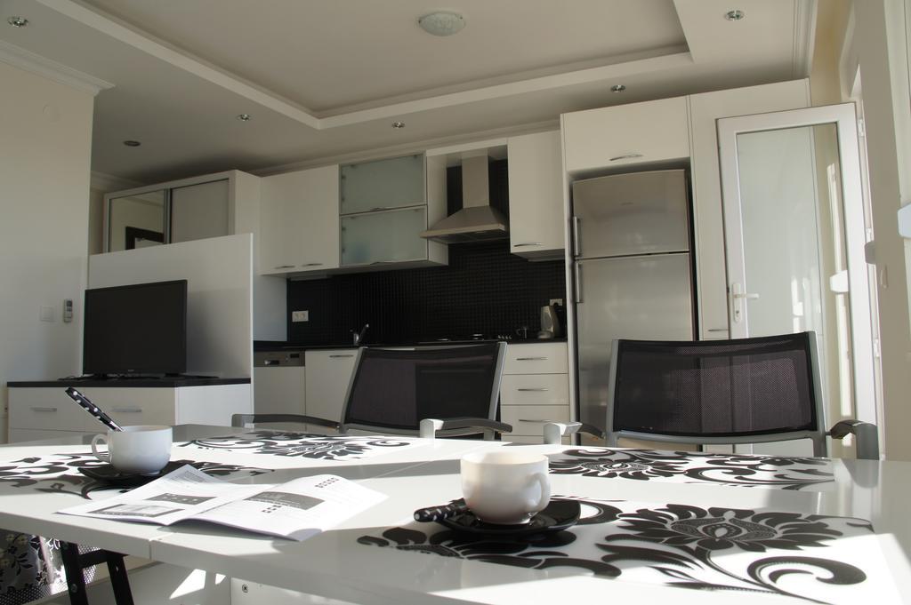 Sea View Studio In Orion Garden Apartment Avsallar Ruang foto